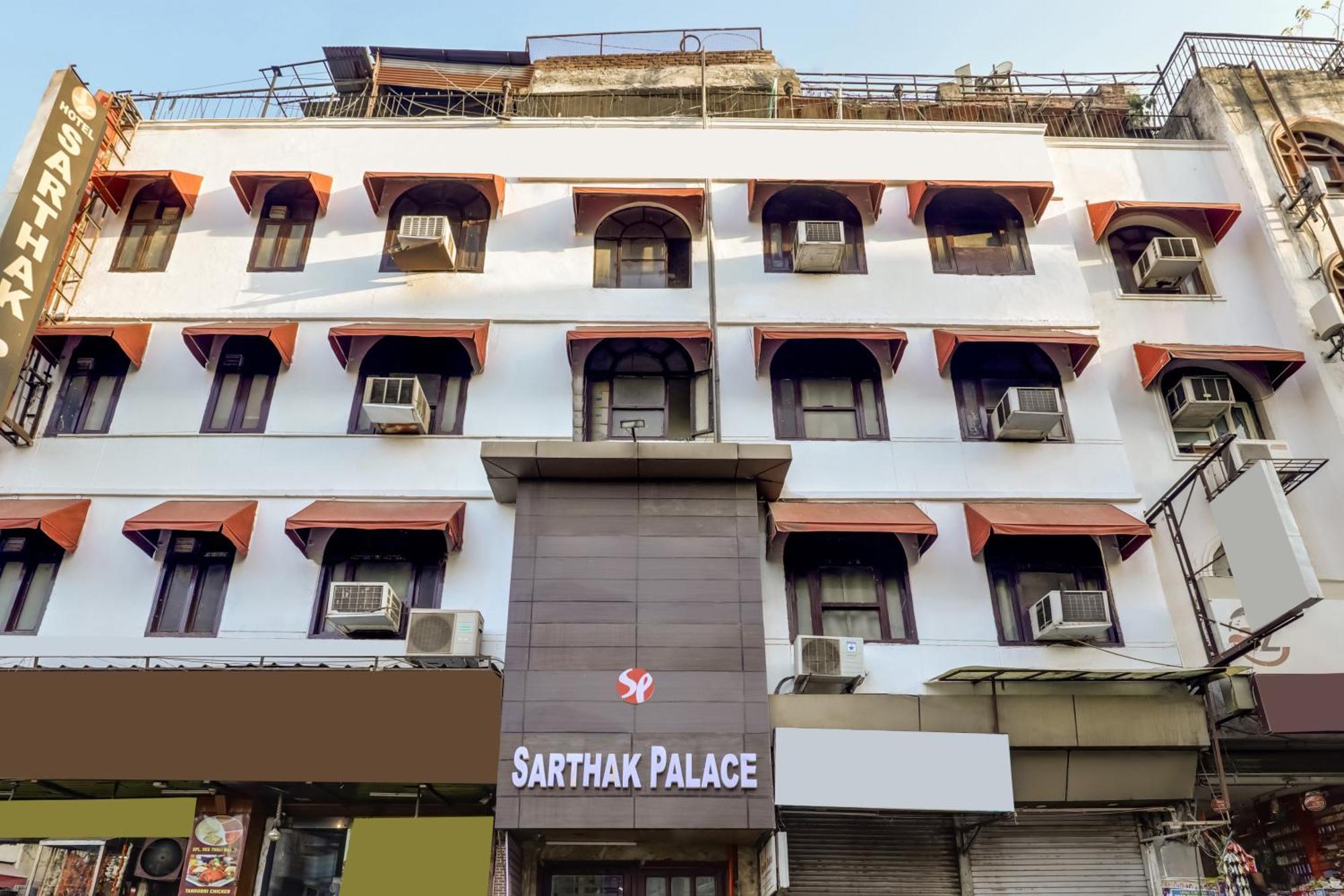 Hotel Sarthak Palace Near Karol Bagh Metro Station New Delhi Exterior foto